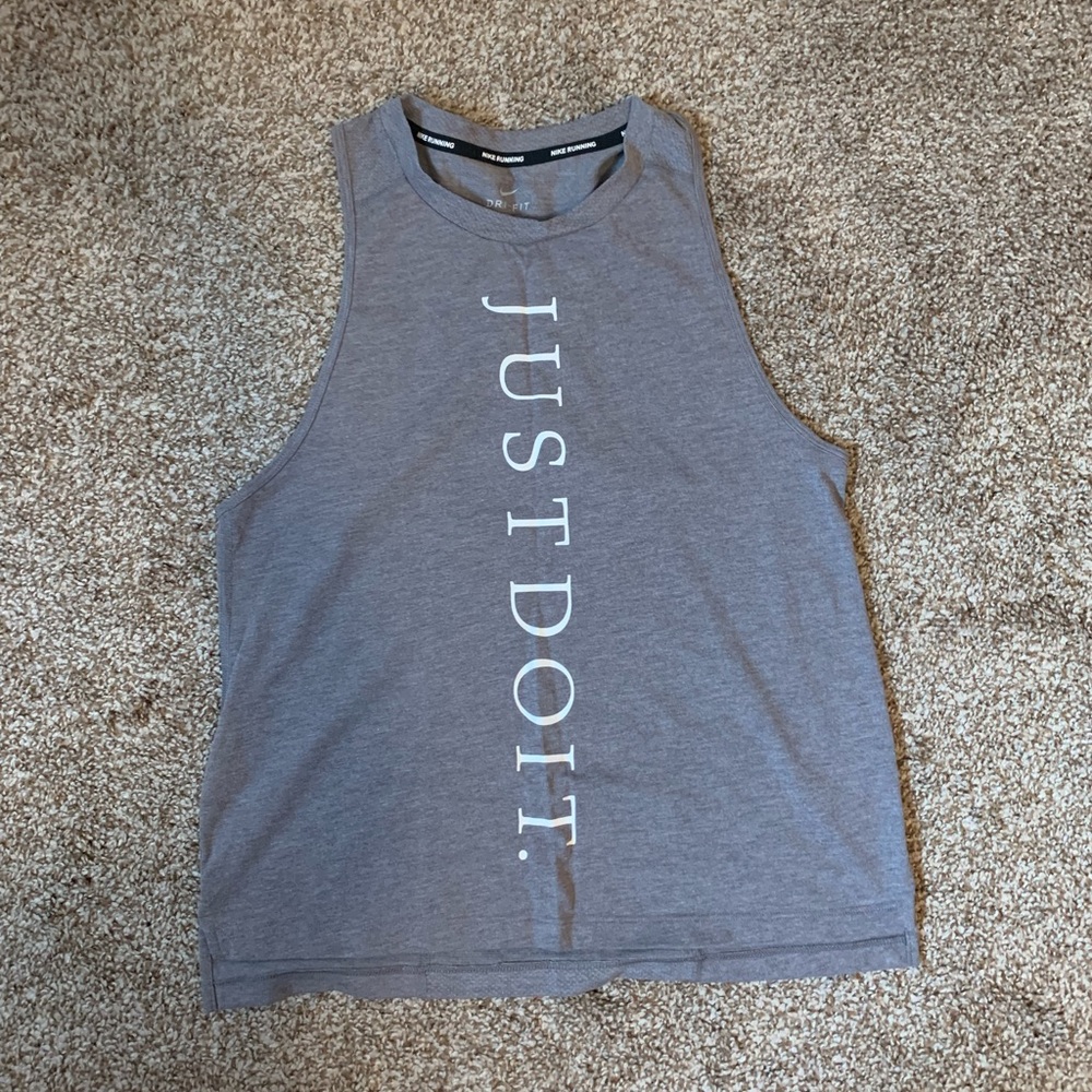 Nike tank